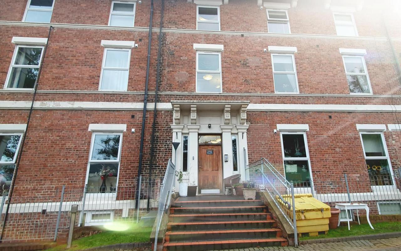 Luxury Spacious 2 Bed Apartment Free Ample Parking Sunderland  Exterior photo