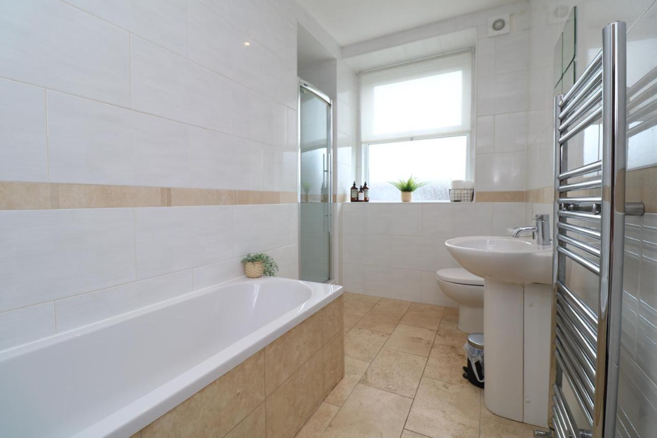 Luxury Spacious 2 Bed Apartment Free Ample Parking Sunderland  Exterior photo